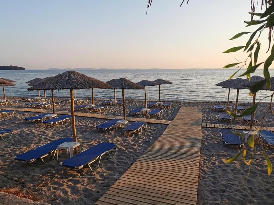 Camping Drepanos Igoumenitsa Exterior photo