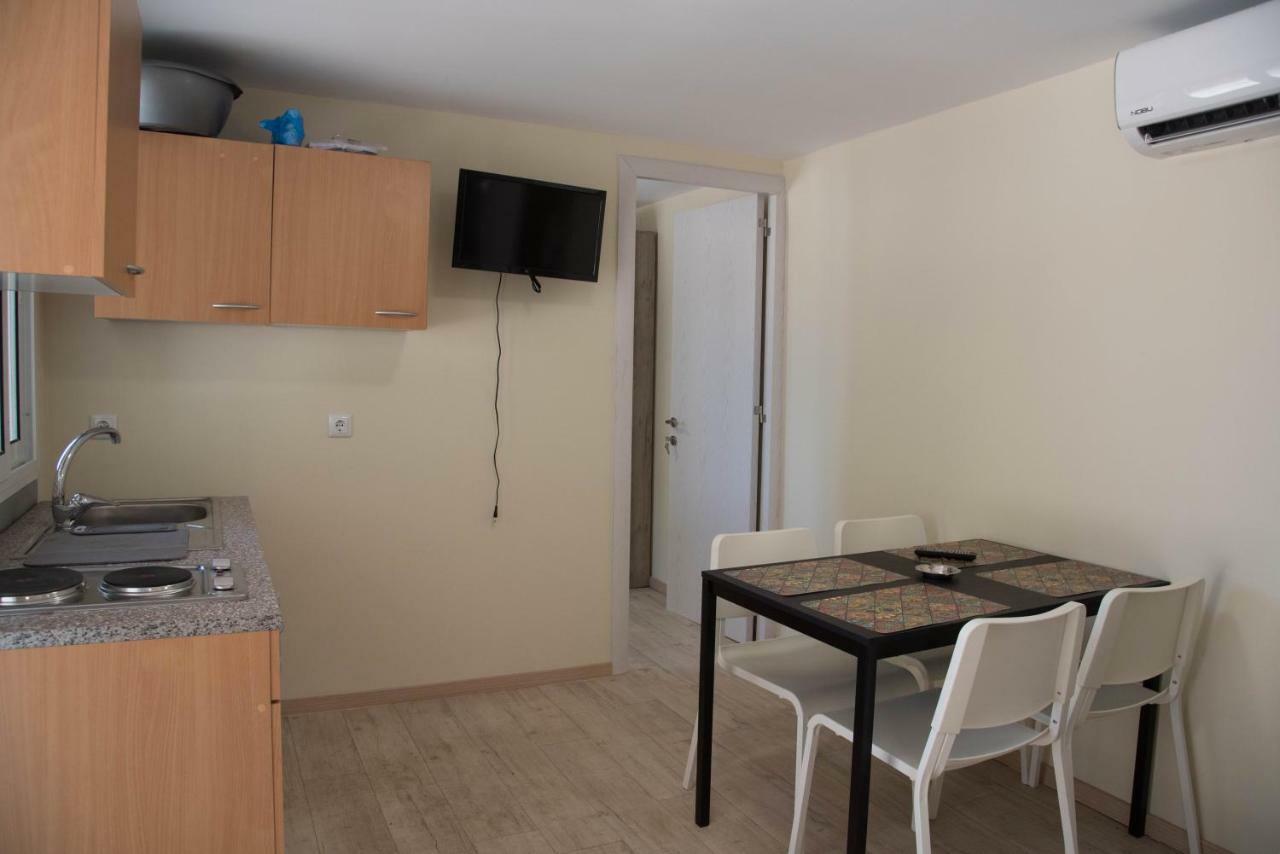 Camping Drepanos Igoumenitsa Exterior photo